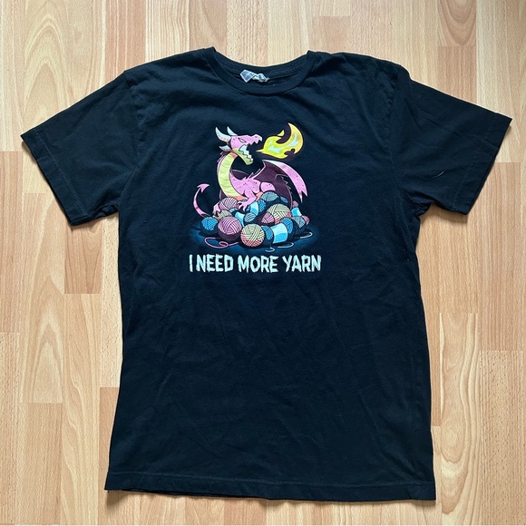 Knitting Dragon tee shirt - Picture 3 of 5